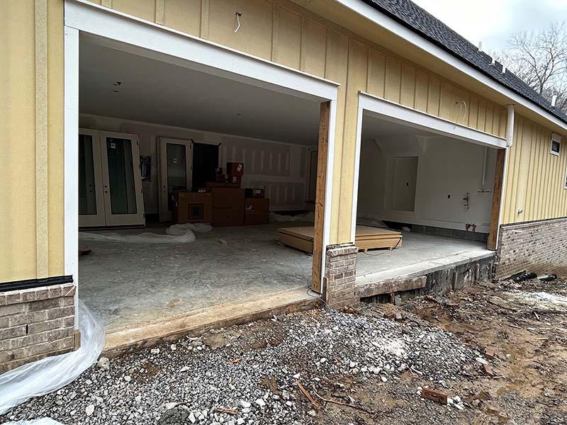 New installed vinyl-siding-new-construction