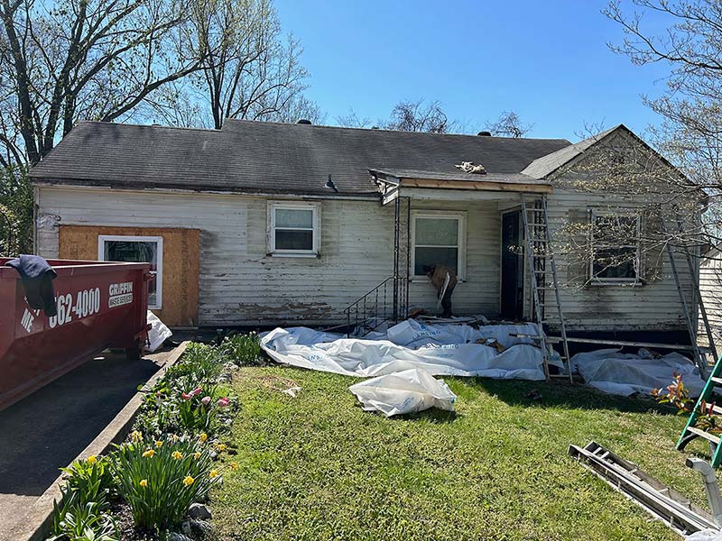 Siding Repair project in East Nashville - Front of the house and front porch view